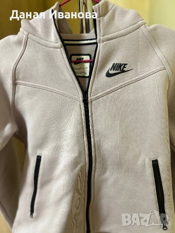 Дамски дрехи Nike Tech, снимка 6 - Спортни екипи - 53102567
