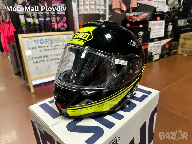 Две каски SHOEI Neotec II Separator от най-висок клас в два размера – XXL и XXS. Каските са използва, снимка 8 - Аксесоари и консумативи - 49087292