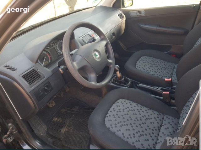 SKODA Fabia 1.4i, снимка 9 - Автомобили и джипове - 44882214