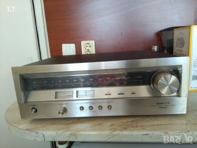ONKYO T-9.радио тунер