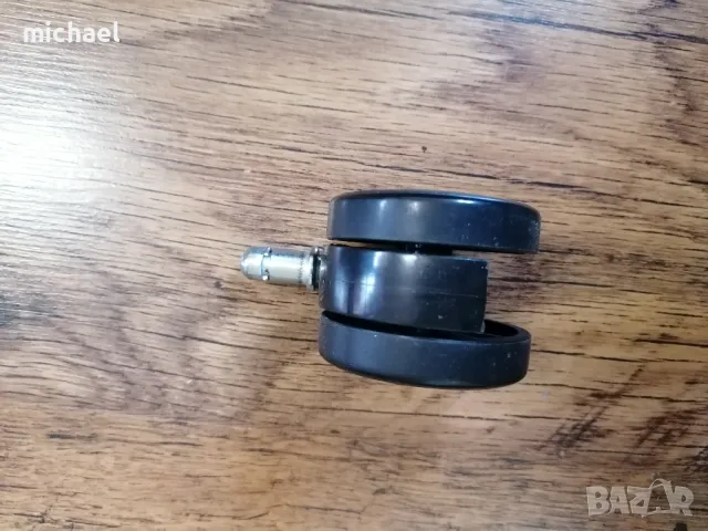 ChairPro стандартни колелца 5 броя за мек под или мокет, снимка 2 - Столове - 47913117