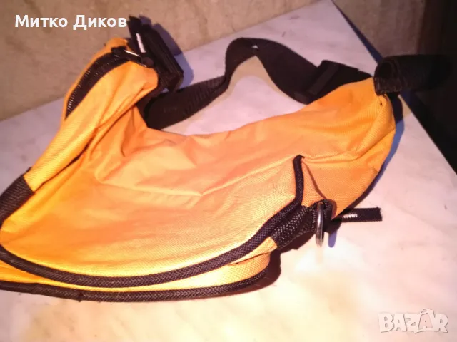 Jugendriege немска нова маркова чанта за кръста банана 29х13х13см, снимка 4 - Чанти - 48428221