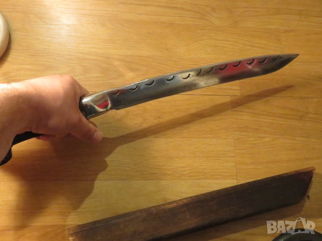 Старинен възрожденски  нож, каракулак  с дървена кания - солидна красота от стомана и дърво за теб ц