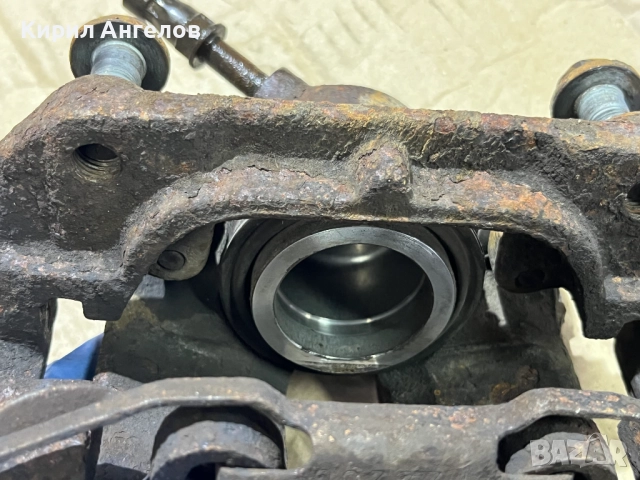 Преден десен спирачен апарат от BMW E46 (от 2.0 до 2.8), снимка 4 - Части - 52868133