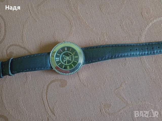 Часовник Louis Vuitton, снимка 16 - Дамски - 52315806
