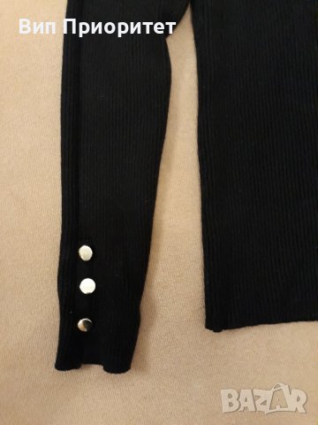 Черна блуза с дълъг ръкав AMISU , плетена с вертикални раета , с декоративни копчета на ръкавите , снимка 9 - Блузи с дълъг ръкав и пуловери - 39217901