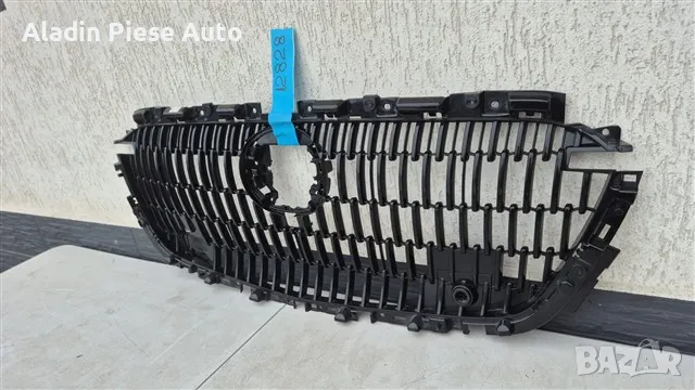 Mazda CX60 CX-60 централна решетка код KR9P50711 , снимка 2 - Аксесоари и консумативи - 49474209