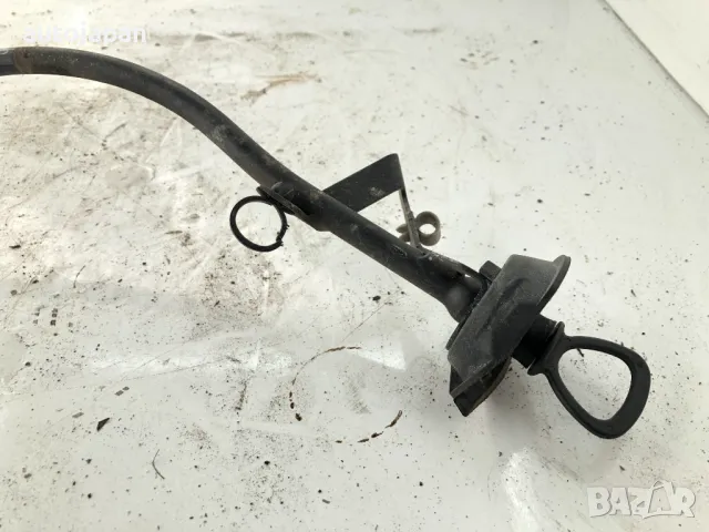 Щека масло Mercedes W203 C-class C180, снимка 2 - Части - 49449962