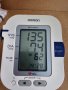 продавам апарат за измерване на кръвно налягане OMRON М6 Comfort, снимка 1 - Други - 44079311