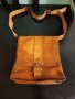 Италианска кожена чанта, снимка 1 - Чанти - 42967401