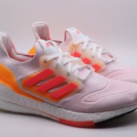 ADIDAS ULTRABOOST 22 RUNNING TRAINERS - страхотни дамски маратонки НОВИ, снимка 1 - Маратонки - 43049531