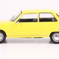Renault 5 1972 - мащаб 1:24 на Hachette модела е нов в блистер, снимка 2 - Колекции - 28484035