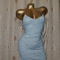 Н&М S Къса рокля от сребрист брокат , снимка 2 - Рокли - 44889458