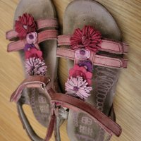 Кожени сандали Clarks, 30ти номер, снимка 6 - Детски сандали и чехли - 37363803