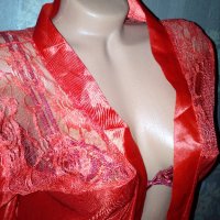 Нов еротичен червен халат с прозрачен дантелен гръб  М, снимка 4 - Нощници - 32467994