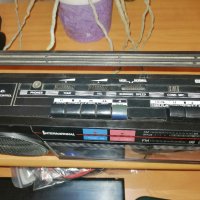 Продавам двукасетъчен радио касетофон VINTAGE INTERNATIONAL AK-21 RADIO STEREO, снимка 2 - Радиокасетофони, транзистори - 39060781