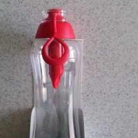 DAFI – бутилка с филтър за пречистване в червен или син цвят ресурс 300 бут, снимка 1 - Буркани, бутилки и капачки - 39225790