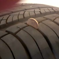 Michelin 235/60 R18, снимка 2 - Гуми и джанти - 42990915