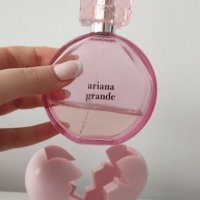 Продавам оригинален парфюм Ariana Grande Thank you Next, снимка 3 - Дамски парфюми - 40563830