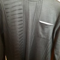 Мъжки черен пуловер с джоб голям размер, снимка 1 - Пуловери - 27782603