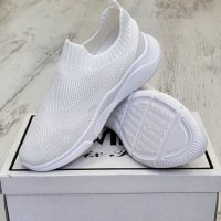 Дамски маратонки с мрежичка в бял цвят модел: 1070-226 white, снимка 3 - Маратонки - 40722430