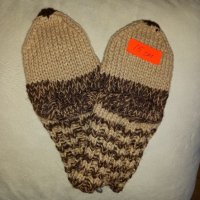 Ръчно плетени детски чорапи от вълна, снимка 2 - Чорапи - 38754782