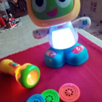 Детска музикална Чебурашка и прожектор, пеещи, говорещи, играещи, почти нови, заредени с батерии. , снимка 2 - Електрически играчки - 43610443