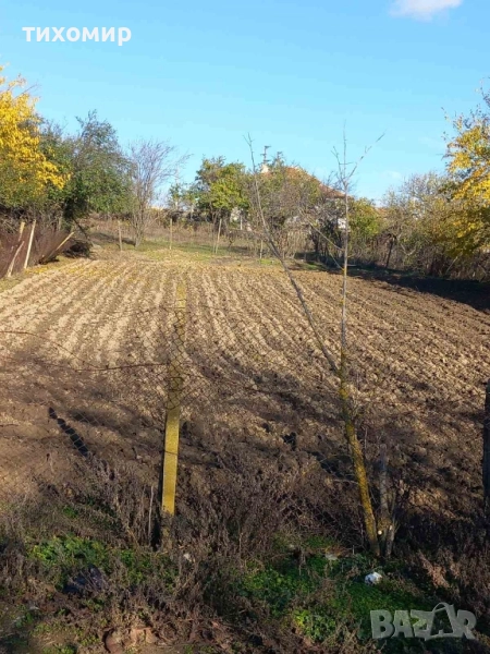 Продавам парцел в регулация в село Манастир, снимка 1