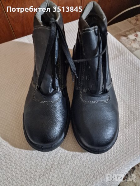 Чисто нови работни обувки, снимка 1