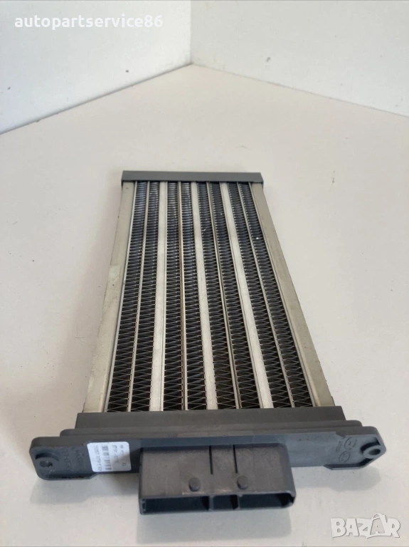 Радиатор на парното (нагревателен елемент) за KIA Carnival 2.9 CRDi (2006–2012) 97191-4D100, снимка 1