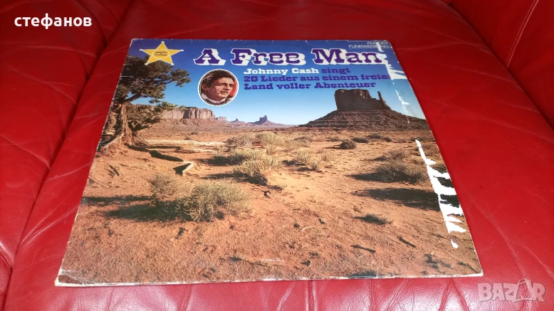 Дългосвиреща грамофонна плоча JOHNNY CASH a free man, Холандска преса, снимка 1