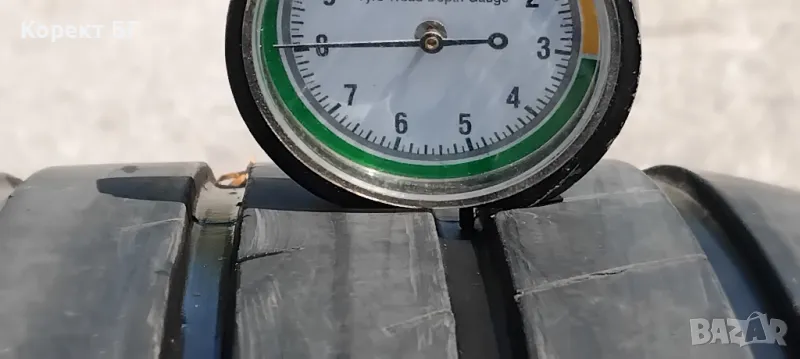 Гуми 215 55 17 Гудиър Goodyear 2 броя. Нов внос. Не са нови! , снимка 1