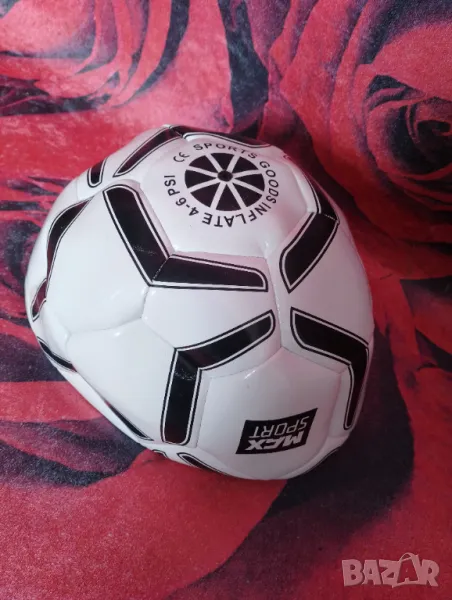 Нова ненадута футболна топка Max Sport , снимка 1