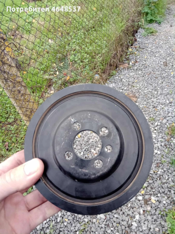 Шайба колянов вал за Волксваген голф 5 1.9 дизел 105к.с 2006г, снимка 1