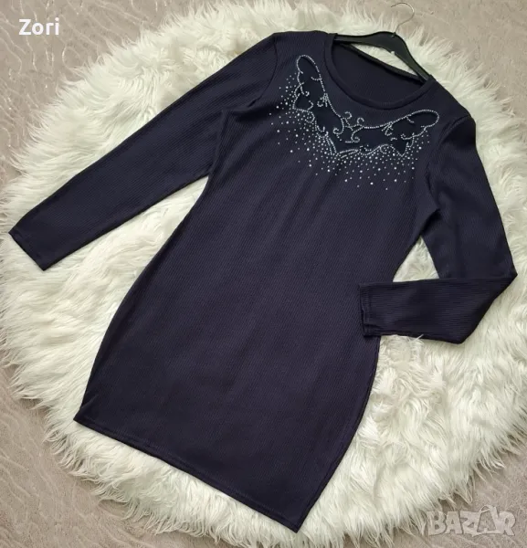 Тъмносиня рокля с тюл със сребристи камъчета над деколтето, снимка 1