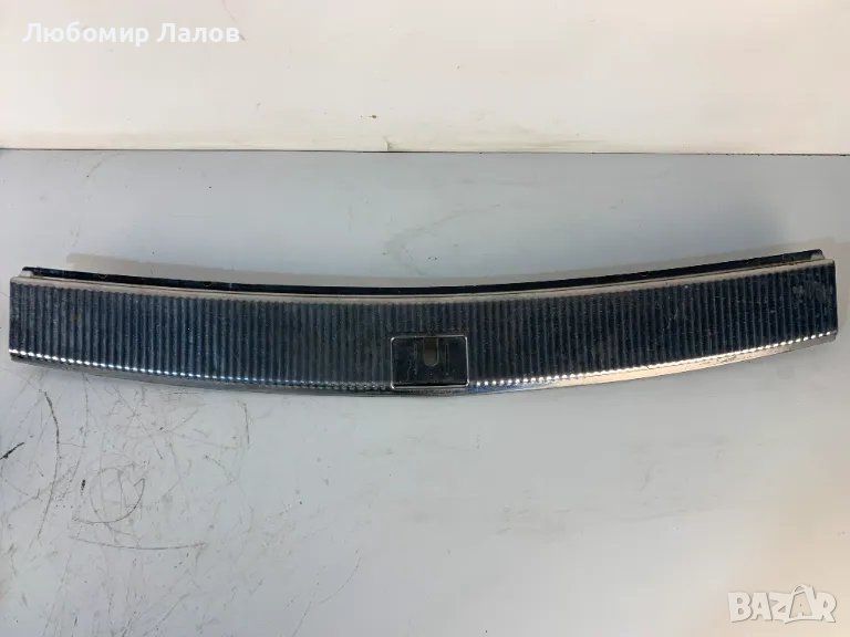 Хром лайсна багажник Vw Touareg 7L6863459B, снимка 1