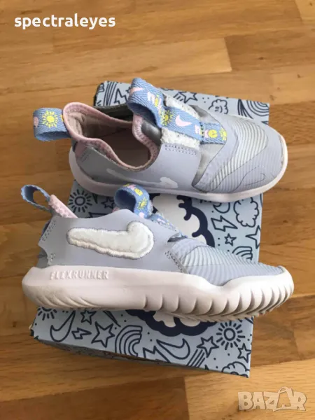 Nike Flex Runner Dream 23.5 маратонки за момиче, снимка 1