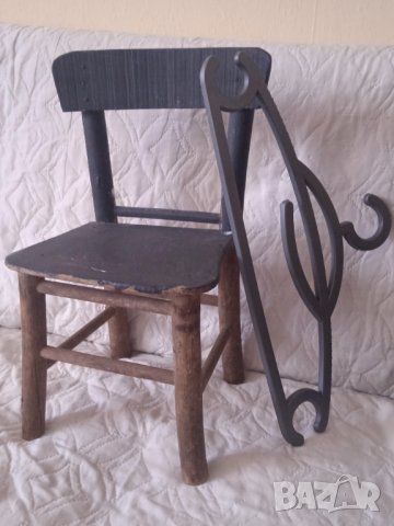 Старо Детско Малко Дървено Столче, снимка 2 - Антикварни и старинни предмети - 43628835