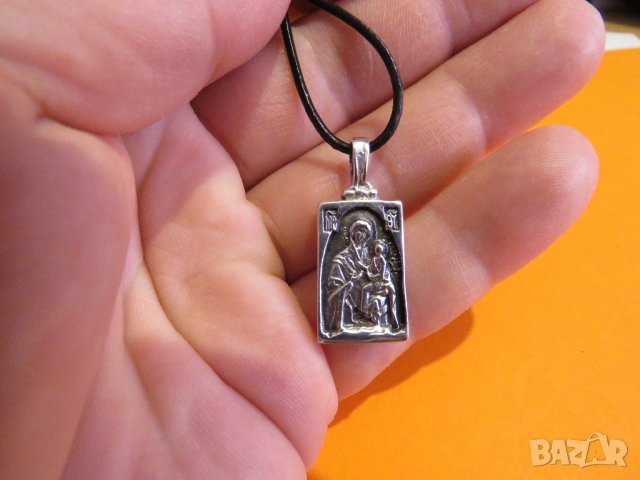 сребърен медальон, сребърно колие икона на Дева Мария с младенеца, Богородица  с надписи на гърба, снимка 4 - Колиета, медальони, синджири - 37536925