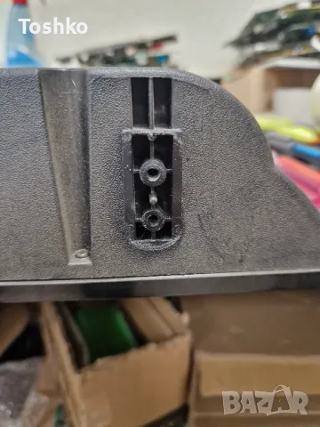 Стойка крачета за ТВ CROWN 3233T2, снимка 2 - Стойки, 3D очила, аксесоари - 50303531