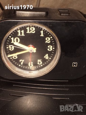 Електрически немски часовник върви точно, снимка 1 - Стенни часовници - 32898212