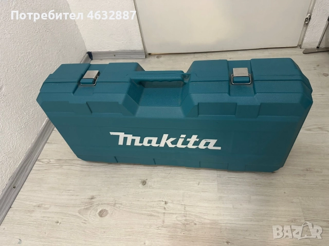 Makita GA9020R 230 мм / 2200 W – почти нов, използван само 3-4 пъти, снимка 7 - Куфари с инструменти - 52179836