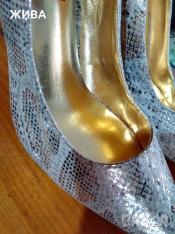 ЗЛАТО  елегантни, ефектни дамски обувки, висок ток, снимка 1 - Дамски обувки на ток - 24917961
