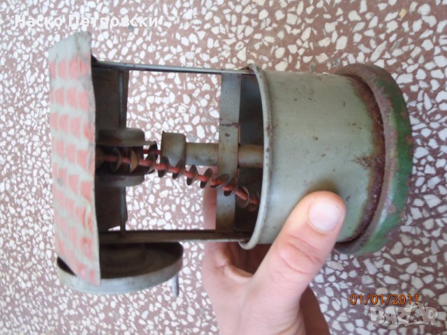 Ретро играчка метална – функциониращ кладенец от 30-те., снимка 5 - Образователни игри - 32386021