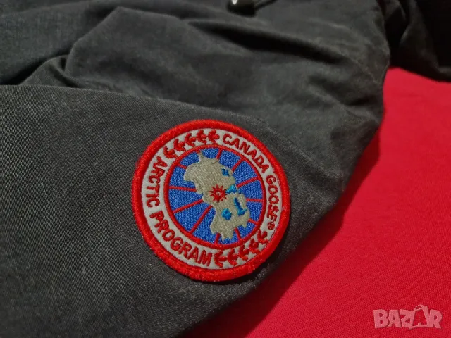 CANADA GOOSE, XS, р-р, ПУХ,без забележки, снимка 2 - Якета - 48650679