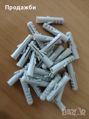 Дюбели, снимка 1