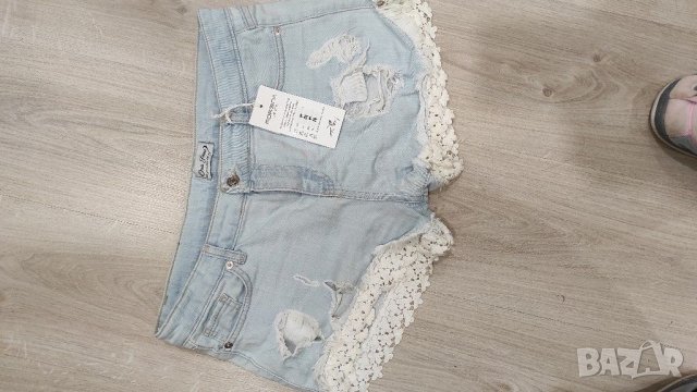 Къси дънки с дантела , снимка 2 - Дънки - 36720599