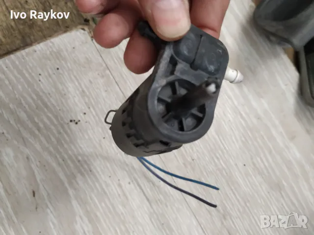 Помпичка чистачки Opel Corsa D 1.3 CDTI , 55702893, снимка 4 - Части - 47347681