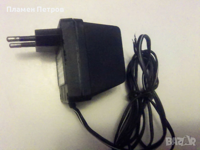 адаптер за напрежение 220/7,5волта България , снимка 2 - Мрежови адаптери - 53035078