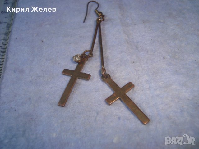 МЕСИНГОВА АРТ ОБЕЦА с ДВЕ КРЪСТЧЕТА и ФАСЕТИРАН ЦИРКОН 21531, снимка 4 - Обеци - 36954255